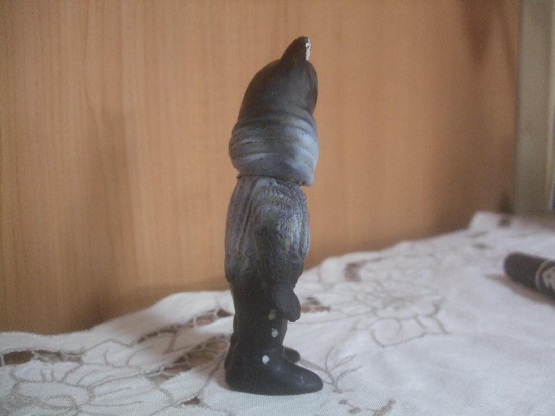 サ*だ様 ウルトラ怪獣　ソフビ　ペガッサ星人　円谷プロの刻印