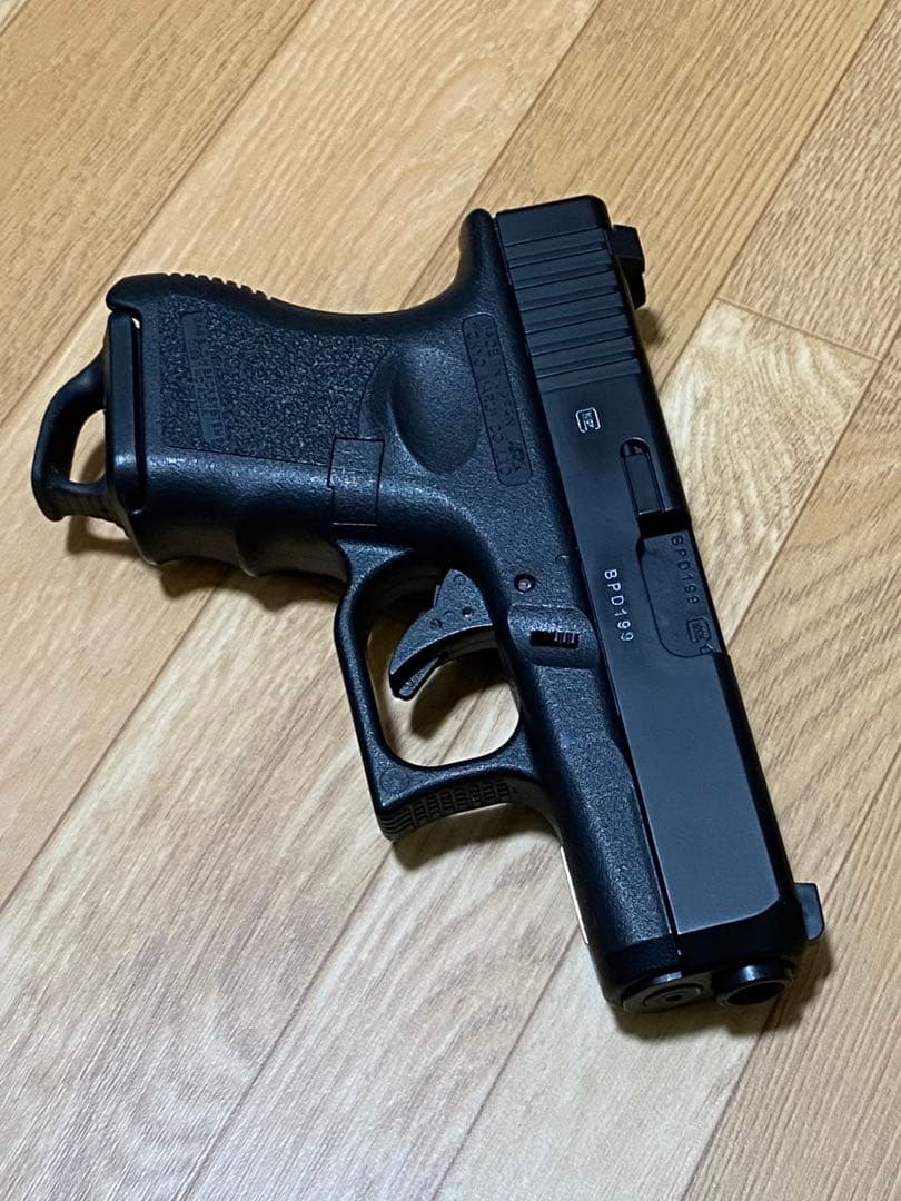 売切り 希少 東京マルイ グロック26★MAGPUL タイプ マガジンバンパー付