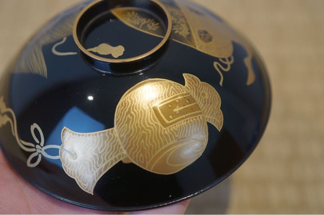 金蒔絵・螺鈿細工 宝尽くし文様 黒漆 吸物椀 2客 軽量 / 木製漆器 茶懐石