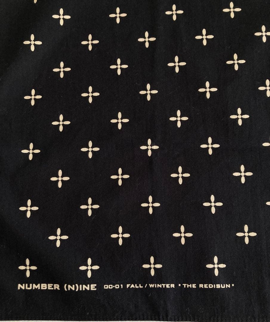 【未使用】希少NUMBER (N)INEクロスバンダナ　スカーフ