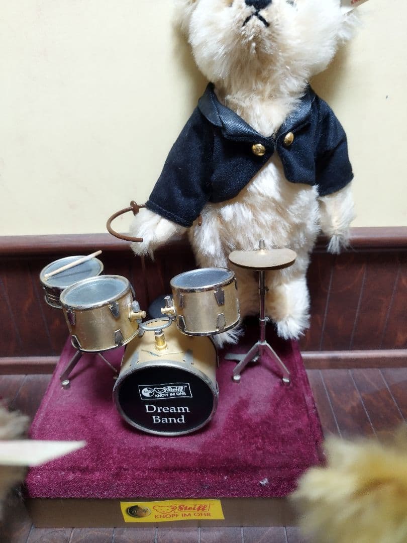 steiff シュタイフ　ミレニアム　ミュージカルバンドスタンド　テディベア