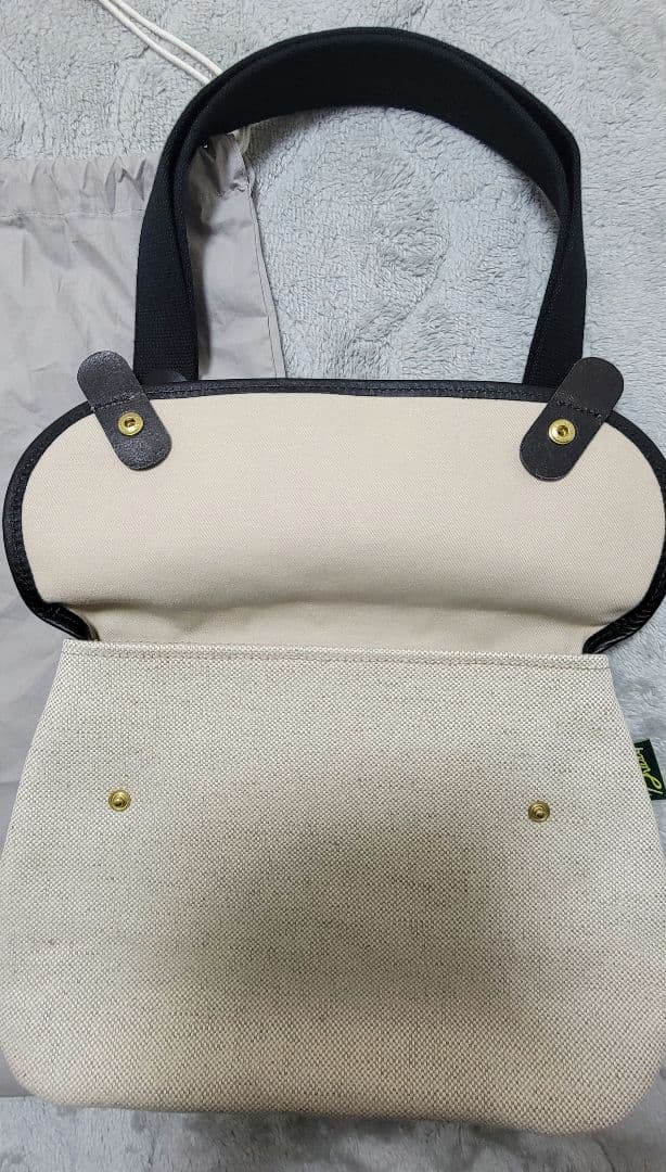 ななこAVON SPENCE BRYSON