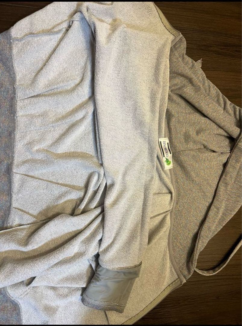 トップス Dinoworks Poris Hoodie SHINE GRAY