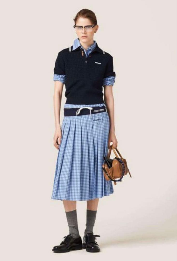 正規品未使用　MIU MIU ネイビー ポロシャツ 38