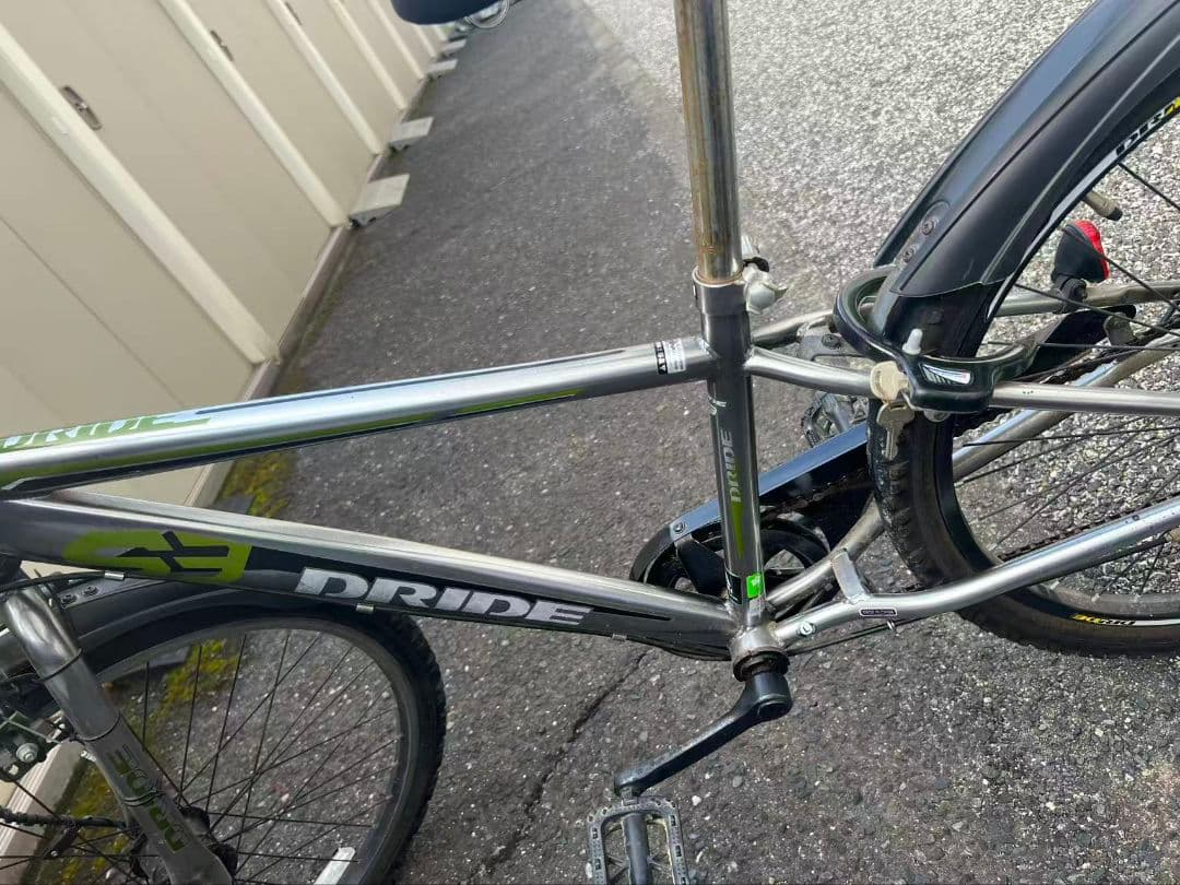 あさひ　ドライド24インチ　カラーシルバー　6段ギアスピードウォッチ付