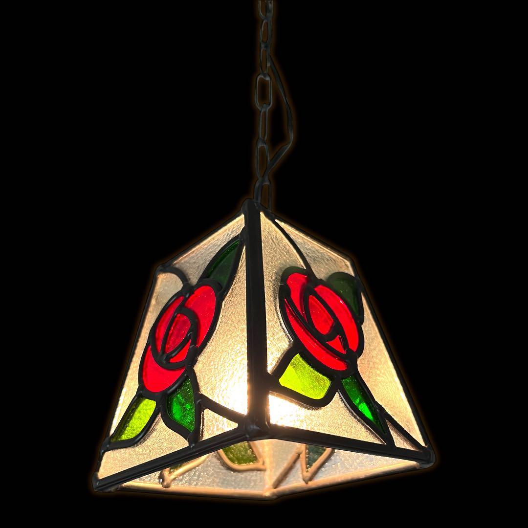 鸛《美品》アンティーク雑貨 昭和レトロ ステンドグラス 薔薇 ペンダントライト