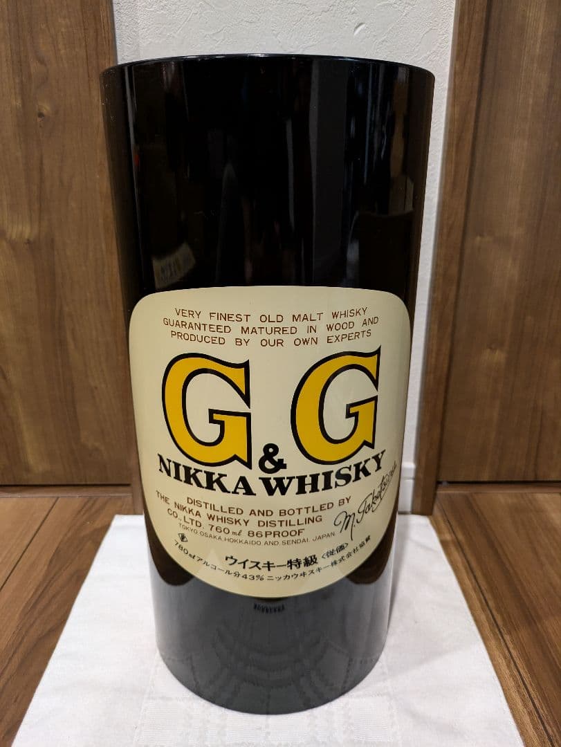 NIKKA WHISKY ニッカウィスキー 黒びん 昭和レトロ ゴミ箱 年代物 BLACK HISTORY｜ブラックニッカ｜商品紹介 | NIKKA WHISKY