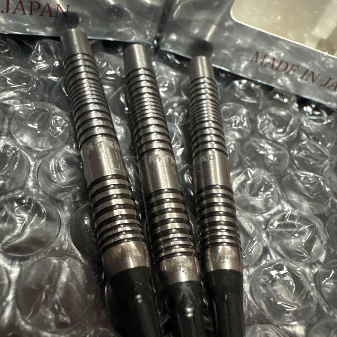 松吉輝宗プロモデル【LAZY】レイジーエスダーツ限定版