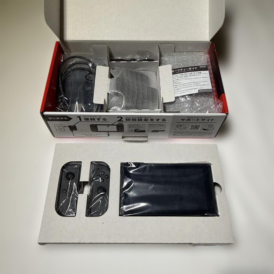 Nintendo Switch ブラック 本体（中古・美品）