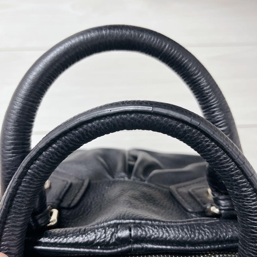 最終値下げ外装美品　MARC BY MARC JACOBS ブラックy2kシボ革