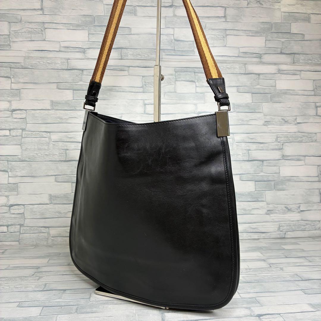 極美品　90 GUCCI グッチ　レザー　ショルダーバッグ　GG柄　ks2