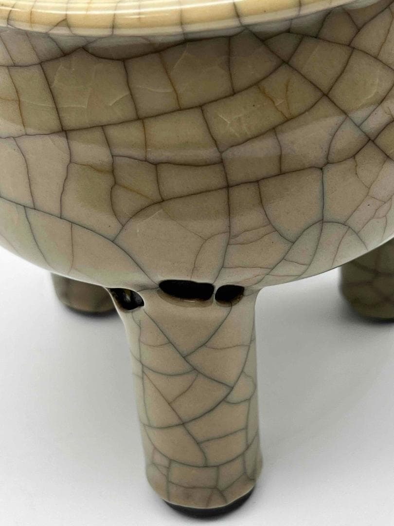 宋時代 青磁 汝官窯包金氷裂紋 支釘焼き 双耳三