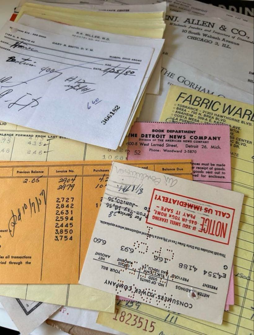 本日限定！★ 紙モノ詰め込みBOX ★ 60サイズ　海外 紙もの ヴィンテージ