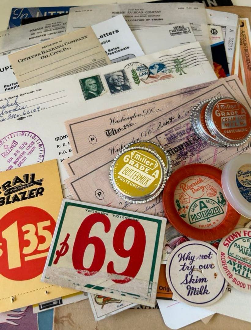 本日限定！★ 紙モノ詰め込みBOX ★ 60サイズ　海外 紙もの ヴィンテージ