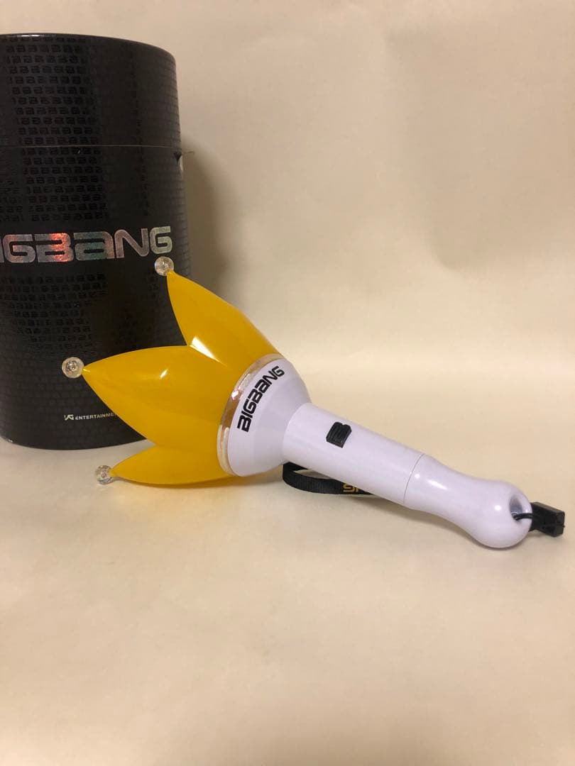 BIGBANG グッズセット イエロー ペンライト 王冠型など