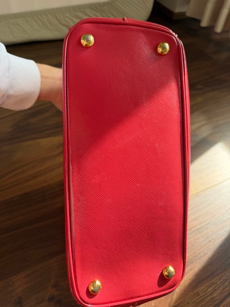 PRADA サフィアーノレザー ハンドバッグ レッド