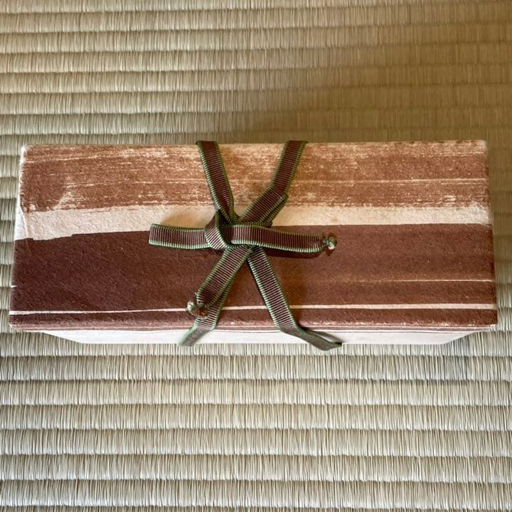 瀬戸焼茶入　鵬雲斎箱書付　仕覆2枚付