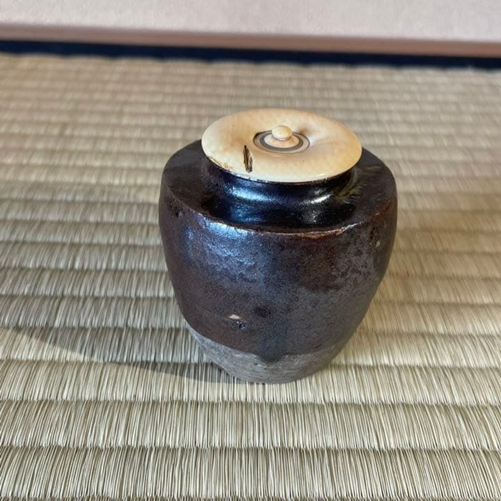 瀬戸焼茶入　鵬雲斎箱書付　仕覆2枚付