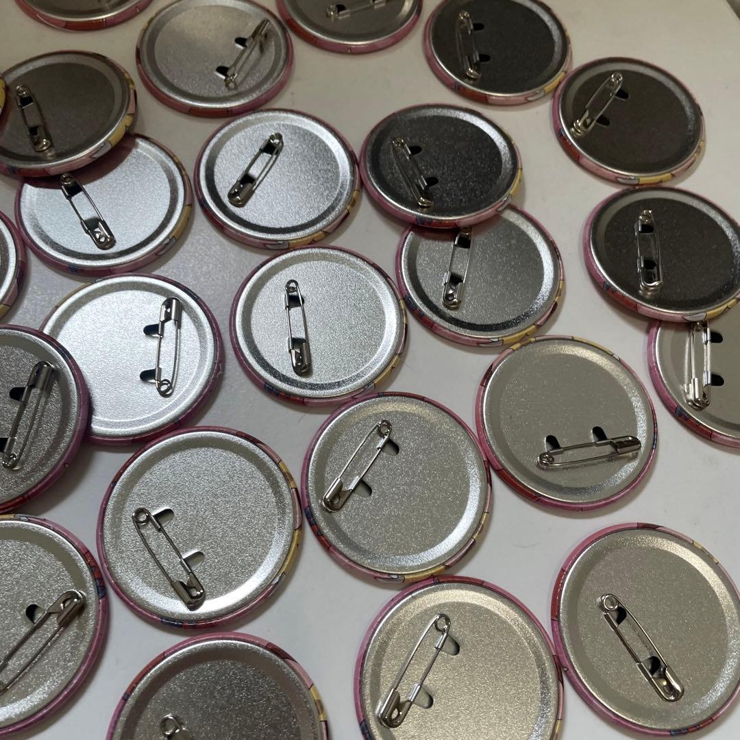 3.デジモンアドベンチャー02 新宿マルイ トレーディング缶バッジ ホークモン