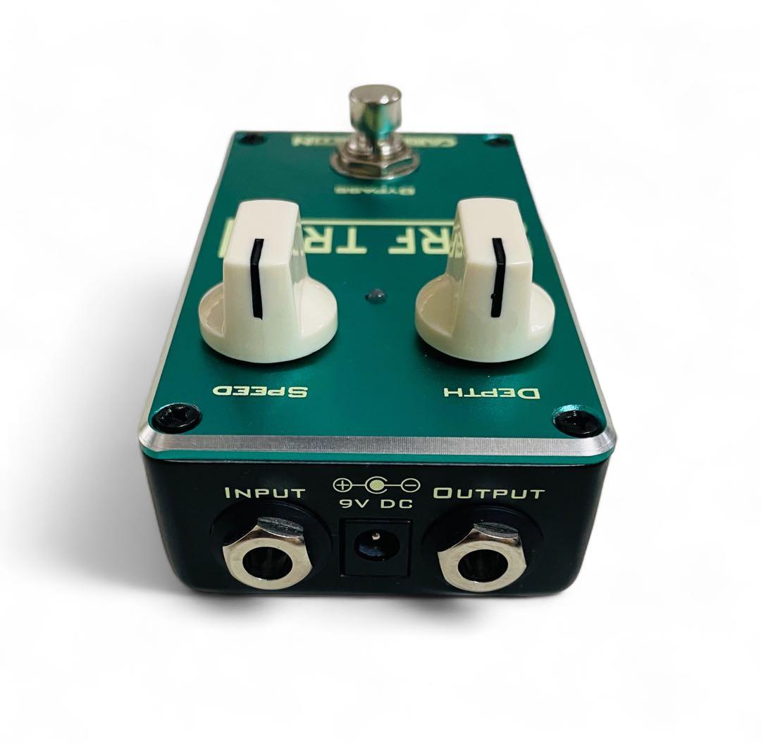 新品同様) CARL MARTIN SURF TREM アナログトレモロ