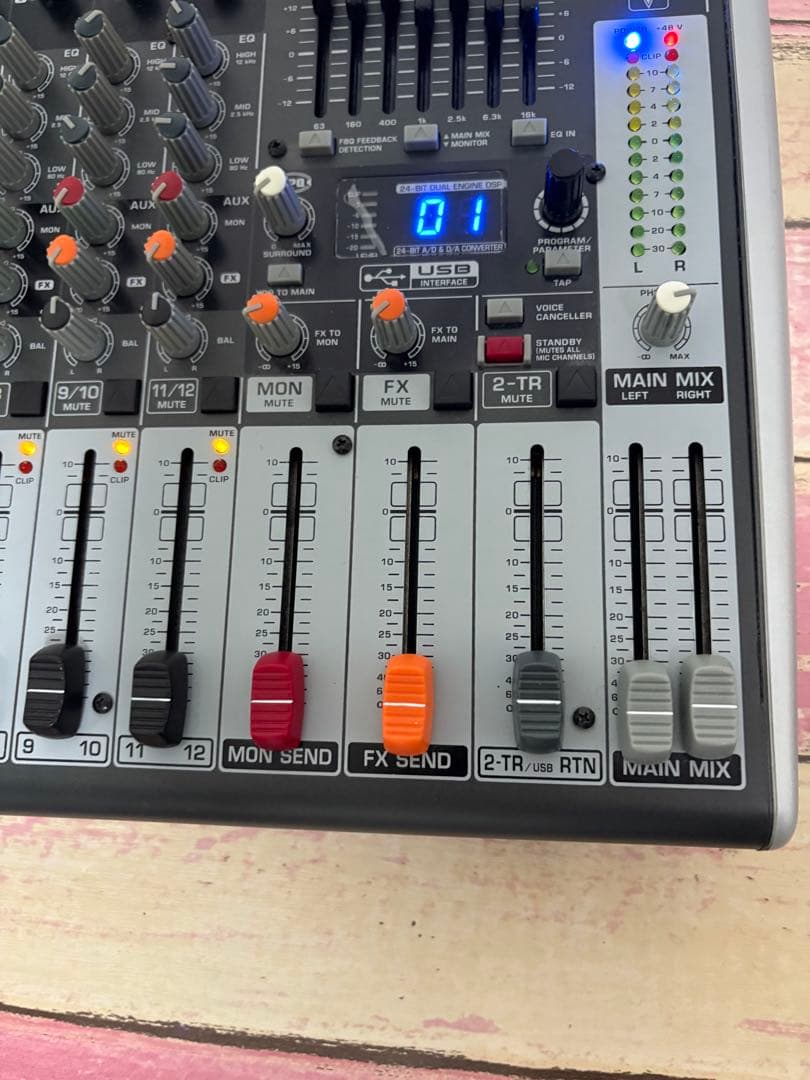 Behringer XENYX X1222USB ミキサー 通電確認済み