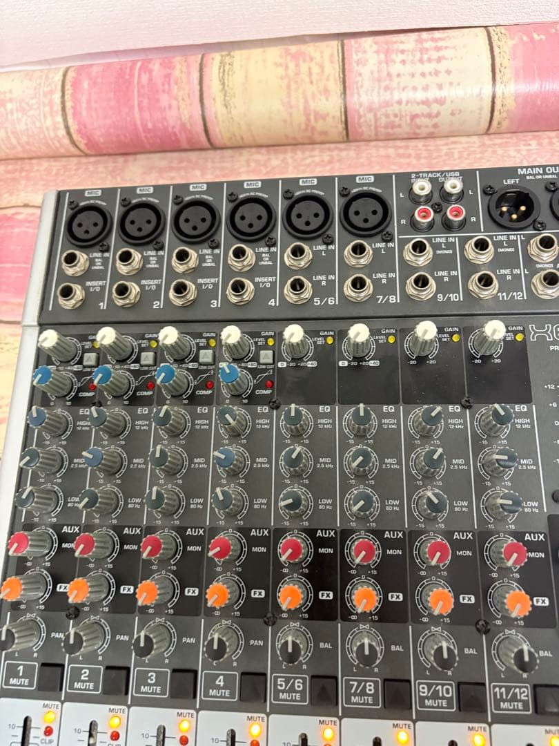 Behringer XENYX X1222USB ミキサー 通電確認済み