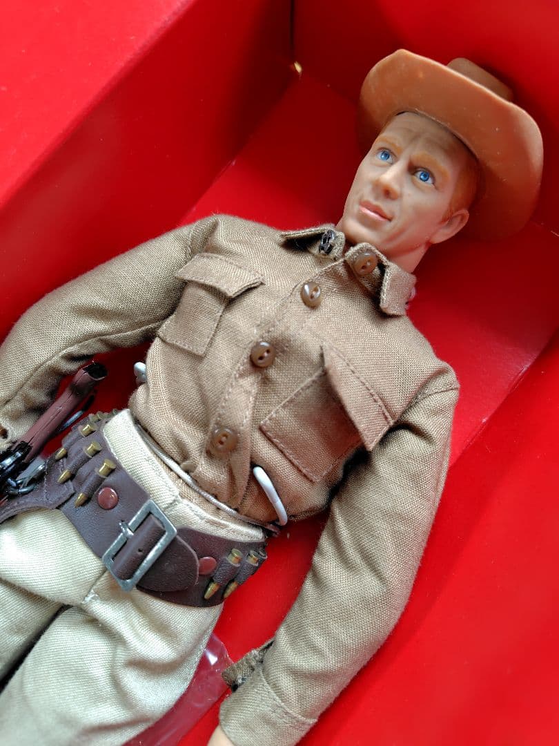 スティーブ・マックイーン フィギュア　steve mcqueen 中古