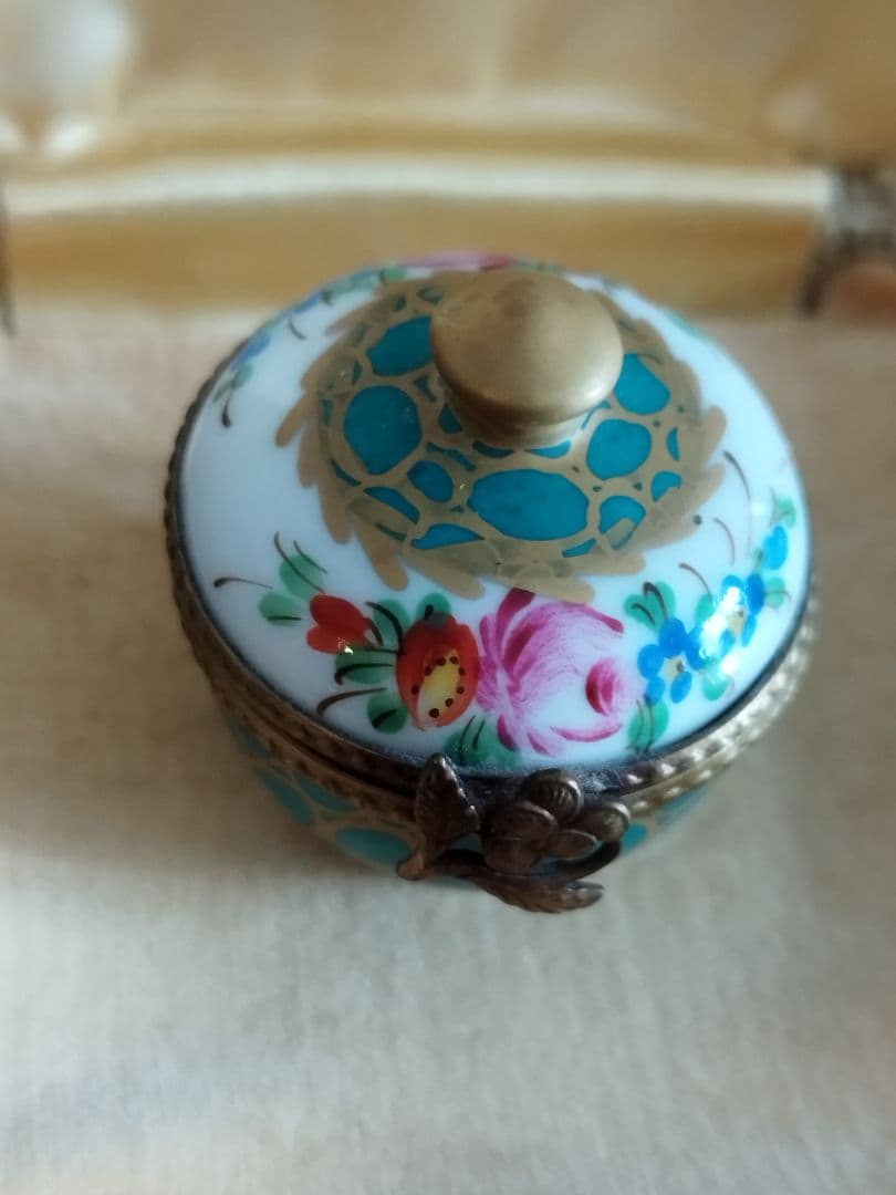 リモージュボックス フランス製 小物入れ 手描き エメラルドグリーン