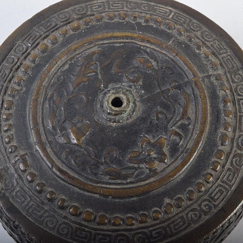 中国　書道具　古銅　花文　水滴　N　6931