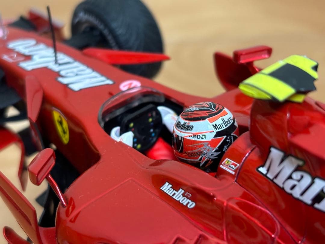 マテル 1/18 フェラーリ F1 200勝記念限定モデル F2007 中国GP