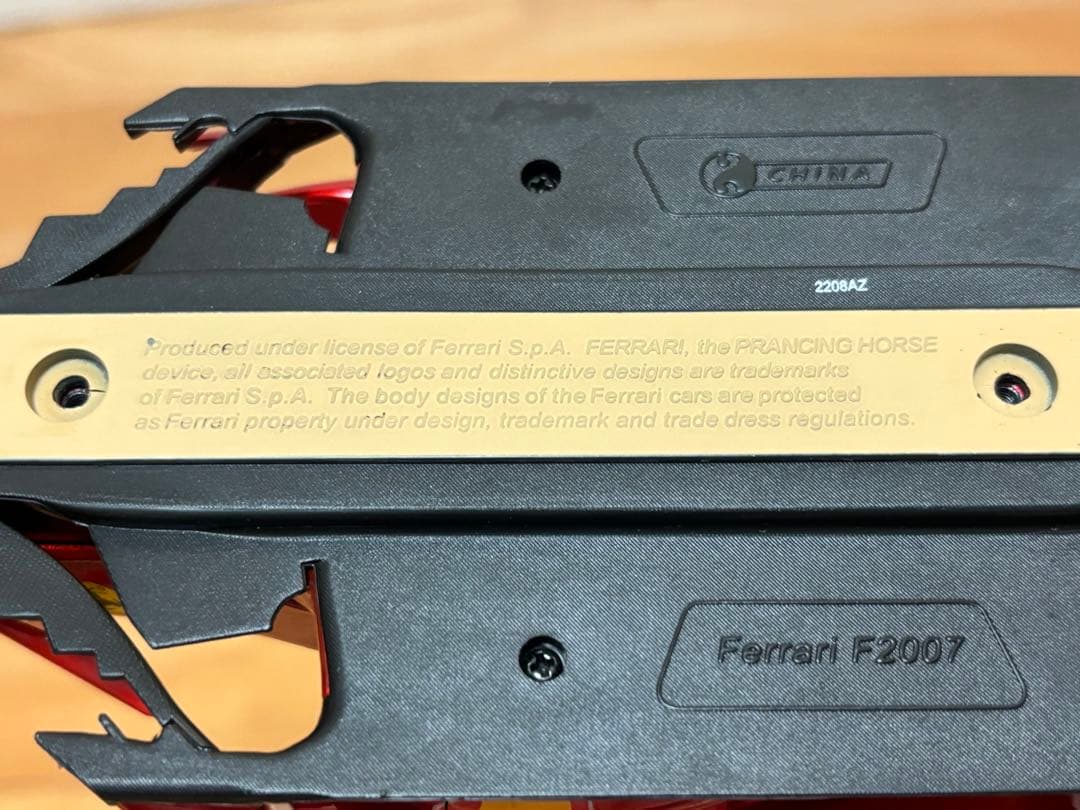 マテル 1/18 フェラーリ F1 200勝記念限定モデル F2007 中国GP