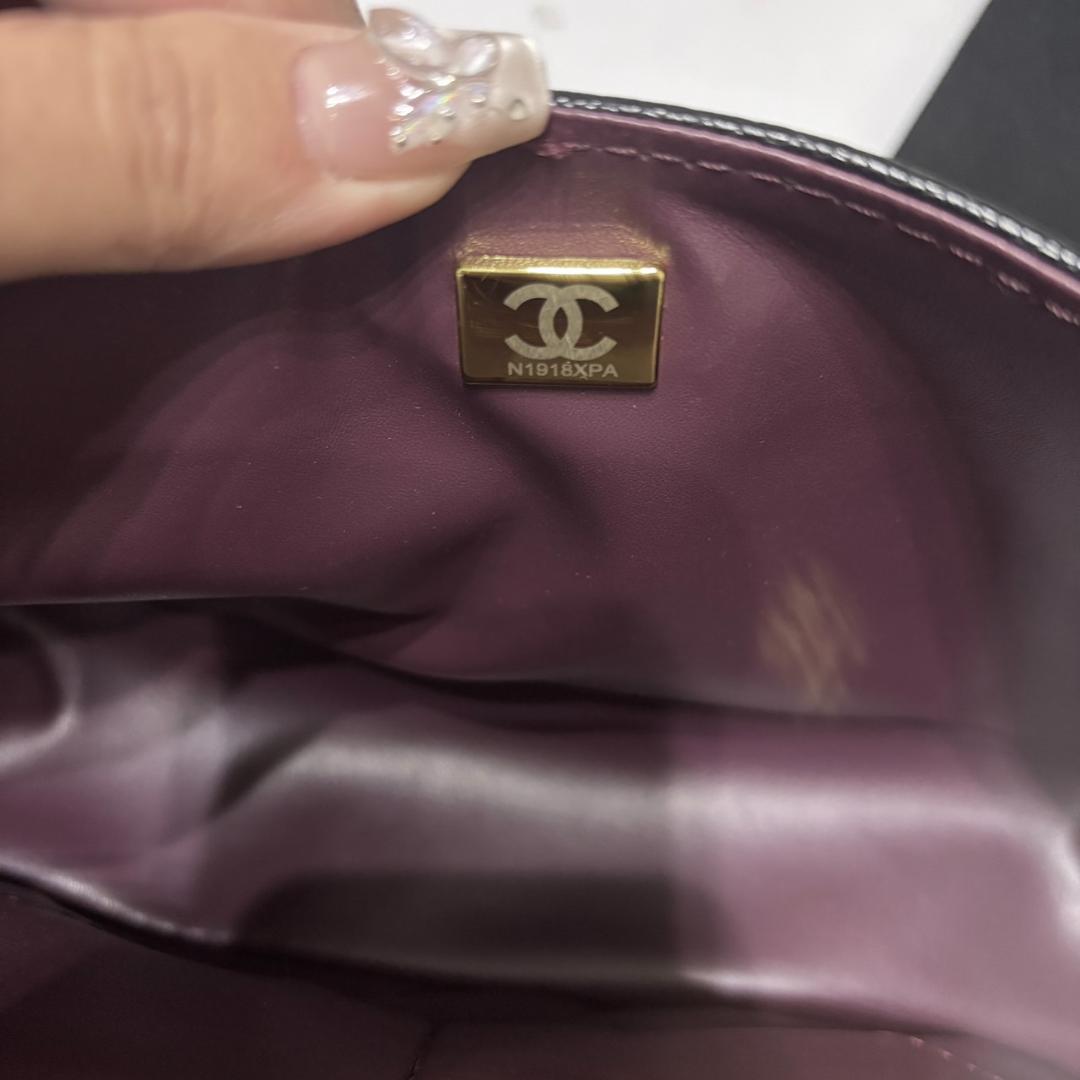 CHANEL ノベルティギフト ショルダー バック マトラッセ　チェーン