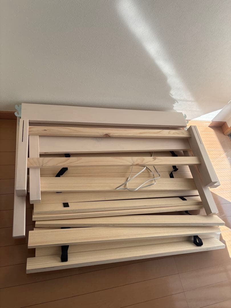 シングルベッドフレーム　ホワイト　萩原