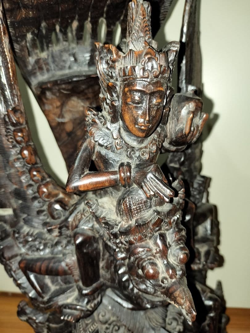 ガルーダとウイショタ神 オブジェ アンティーク アジアン - メルカリ