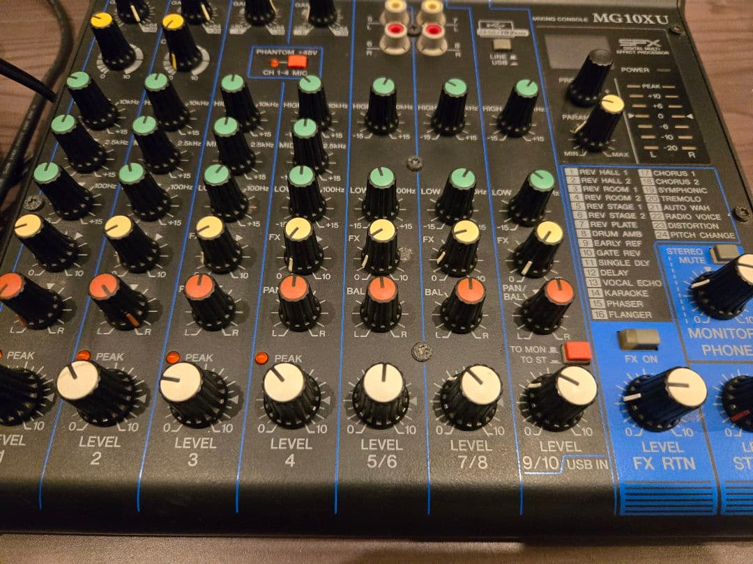 【YAMAHA】ヤマハ卓上アナログミキサーMG10XU