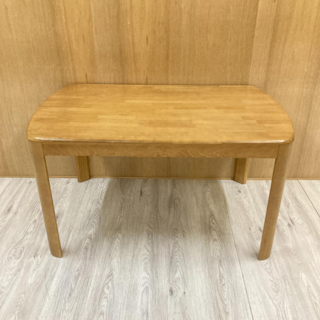 【カリモク】ダイニングテーブル　食卓　ナチュラル