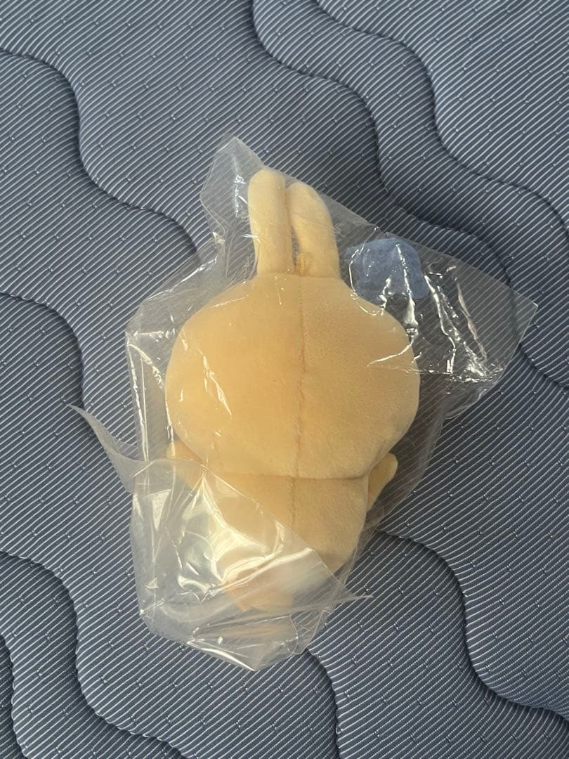 ちいかわ　森のキノコぷちマスコット　ハチワレ　うさぎ