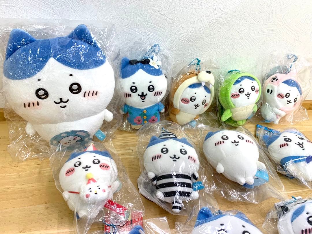 ご当地ちいかわ　ハチワレ×12点