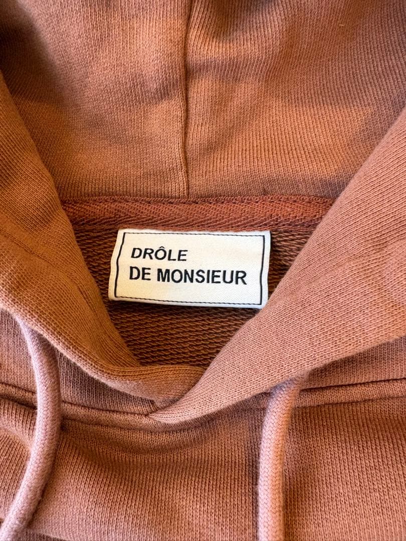 ドロールドムッシュNOT FROM PARIS MADAME フーディ