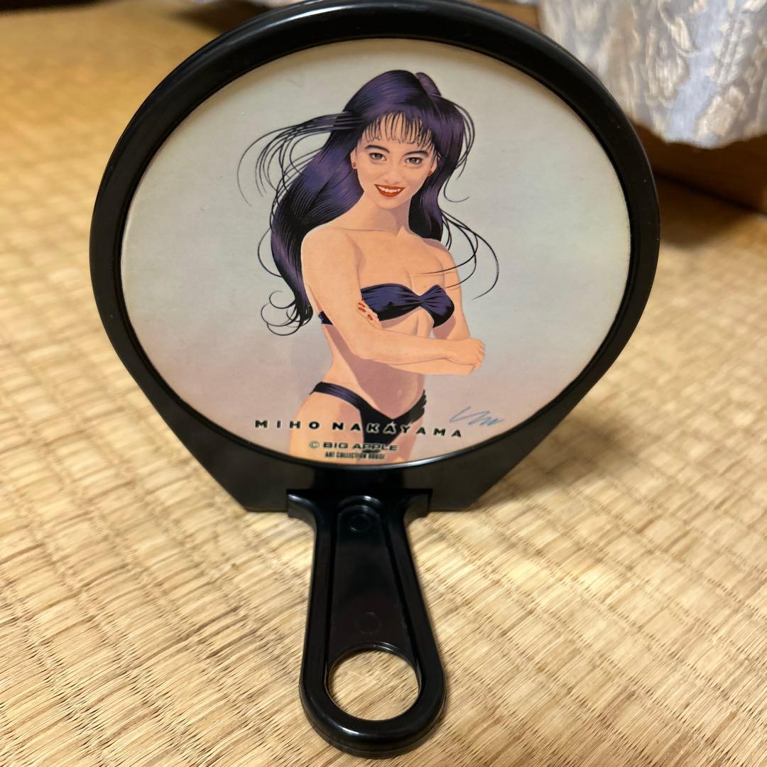 中山美穂　ミラー　公式