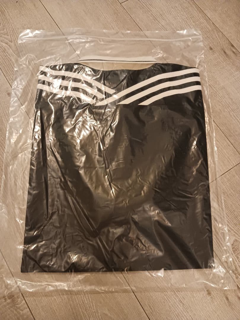 adidasxOasis LIVE '25 ジャージ 新品未開封 XL 日本限定 - メルカリ