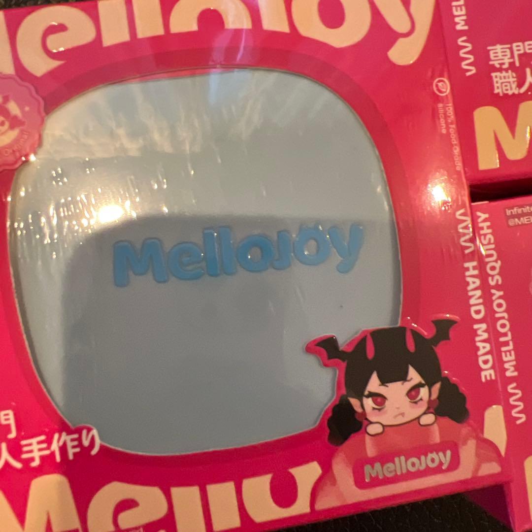 Mellojoy メロジョイスクイーズ 贅沢スフレ 新バター パンパン