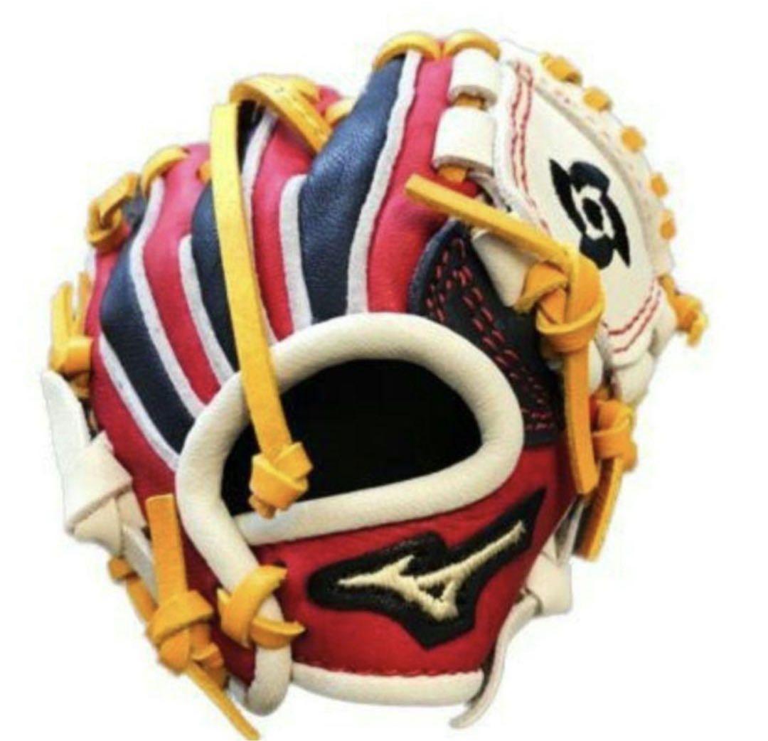 新品未開封 2023 WBC記念品 ミズノ公式 ミニチュアグラブ ストラップ