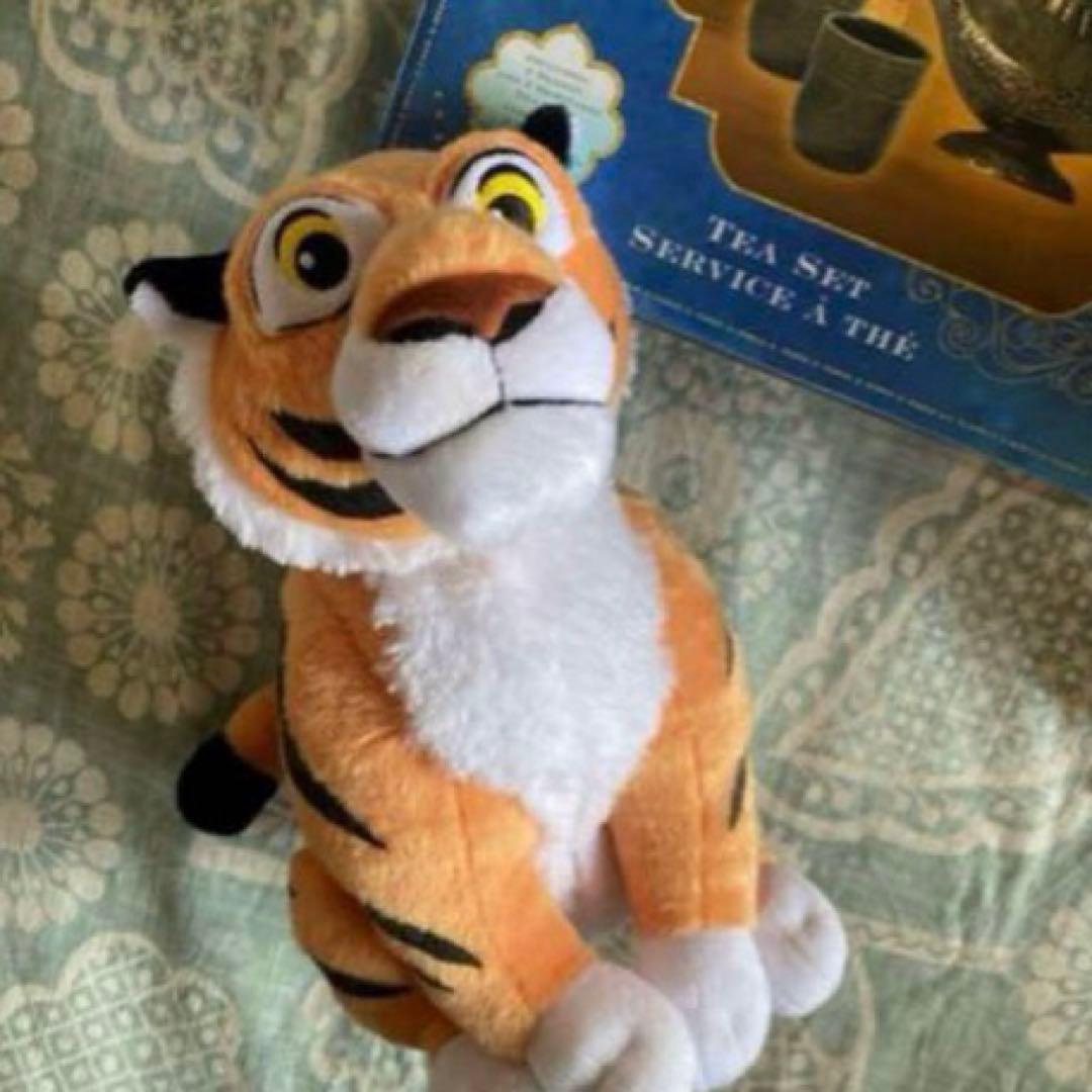 アラジン魔法のランプ　ラジャーぬいぐるみ　アブーぬいぐるみ