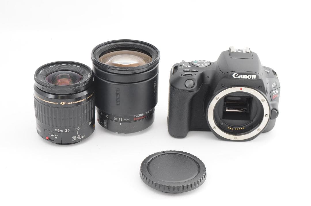 CANON・キャノンEOS80Dダブルズームキット・BG-E14バッテリーグリップ