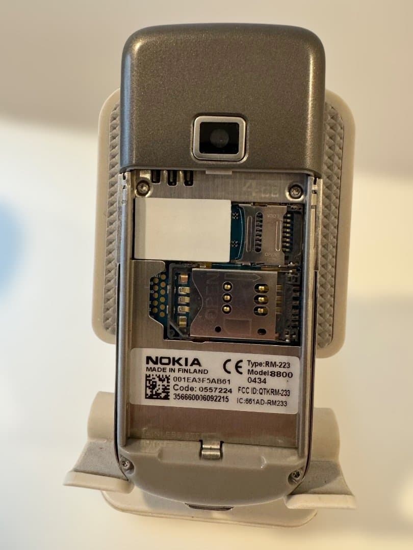 Nokia8800 Carbon Arte（ノキア 8800 カーボン アルテ） - メルカリ