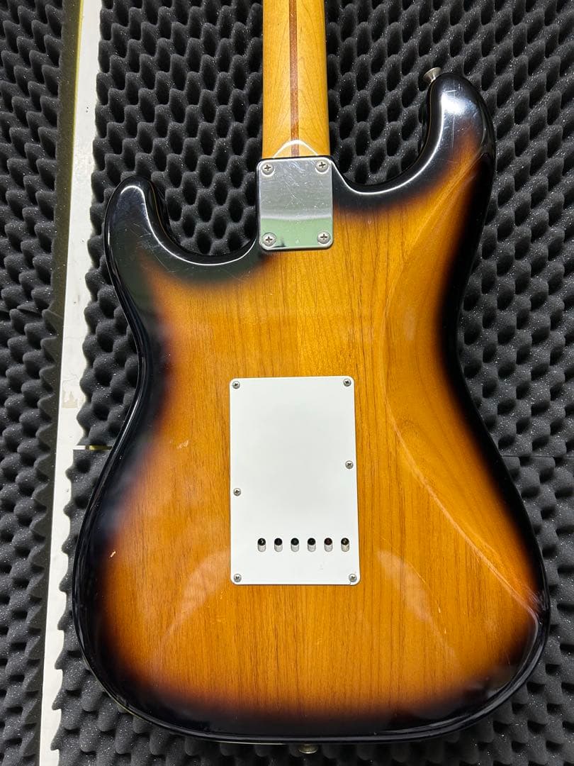 バ*ん様 フェンダージャパン　ダイナ楽器製造