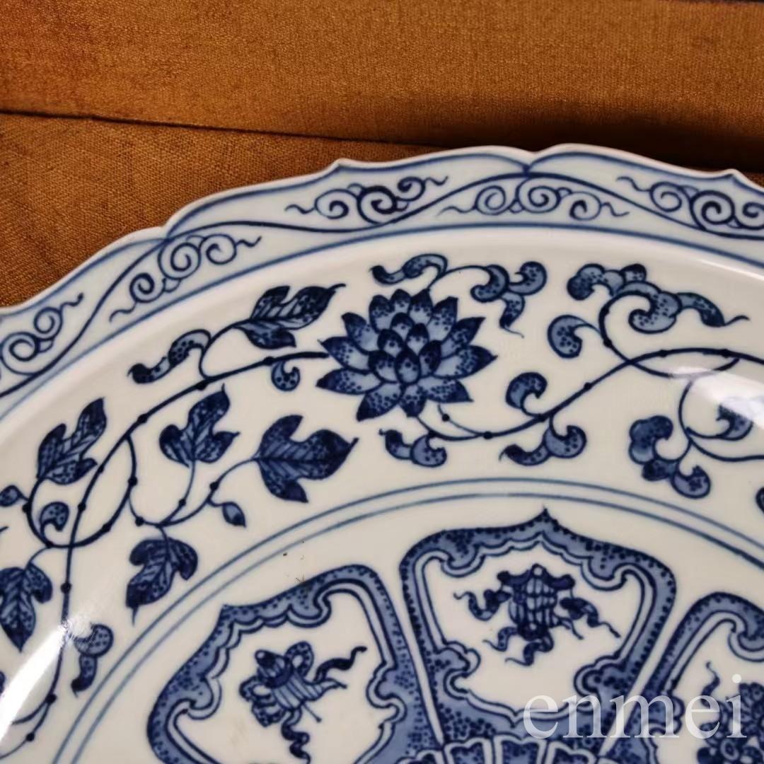 中国古美術・旧蔵磁器・吉祥八宝青花磁器皿・純手描き・文房具・置物・