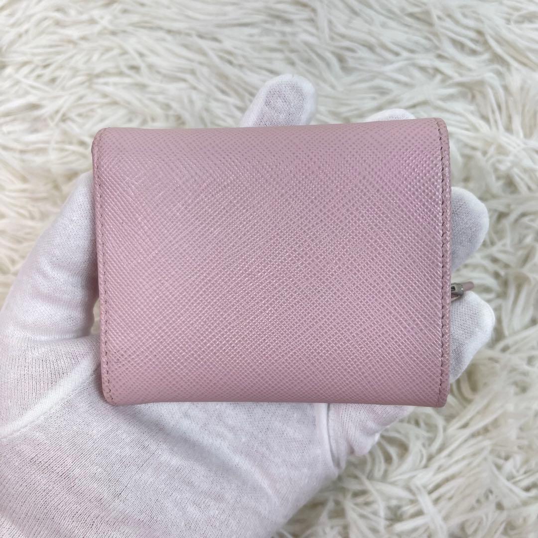 極美品✨PRADA 三つ折り 三角ロゴ サフィアーノ レザー ピンク 財布