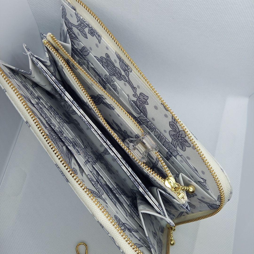 うさこ様　L字ファスナー長財布